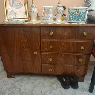 Conjunto de dormitorio madera de 4 puertas