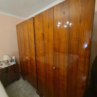 Conjunto de dormitorio madera de 4 puertas