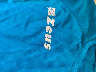 Camiseta deportiva Zeus Azul