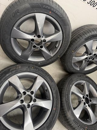 Juego Llantas originales Mercedes 17 pulgadas Vito