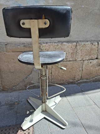 Sgabello industriale vintage nero e bianco