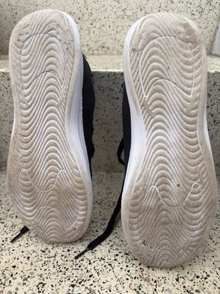 Zapatilla deporte 39