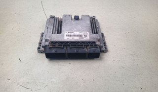 Centralita motor 237106626r renault trafic 103046