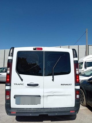 Centralita motor 237106626r renault trafic 103046