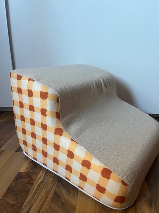 Escaleras para perro espuma beige y naranja