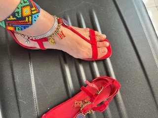 Sandalias CH de tacón bajo rojas