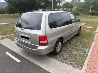 KIA Carnival LX 2005 2.9 CRDi - Camperizada