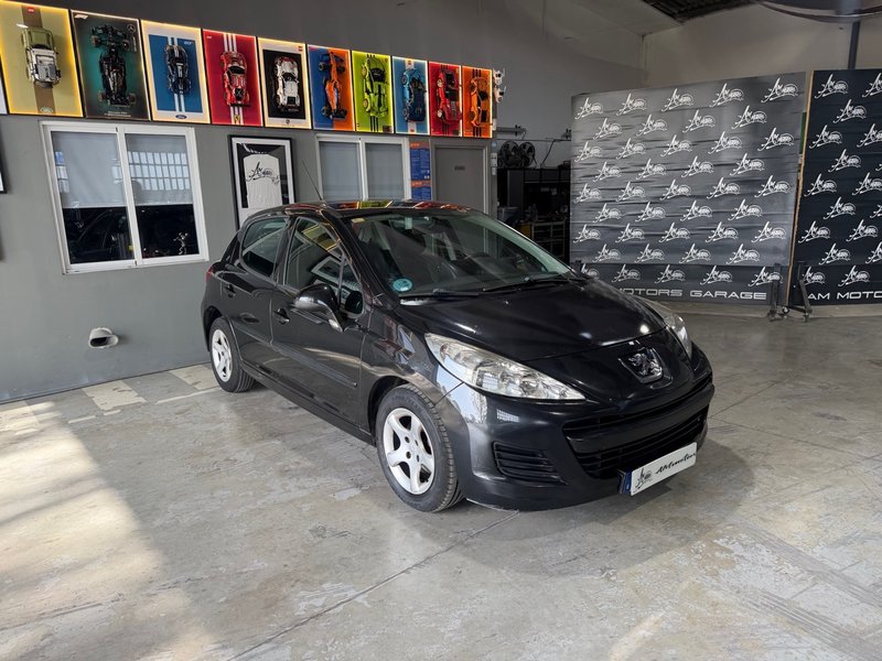 Peugeot 207 1.4i Confort 3p 2010