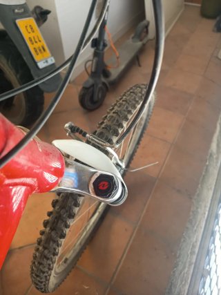 Bicicleta Agece Córdoba Roja y Blanca