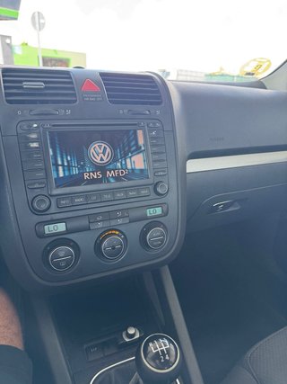 Volkswagen Golf 2005