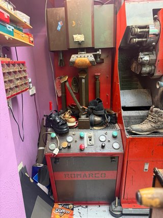 Máquina reparación calzado