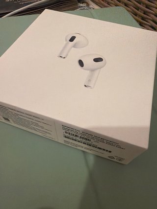 Apple AirPods 3ª Gen Blancos