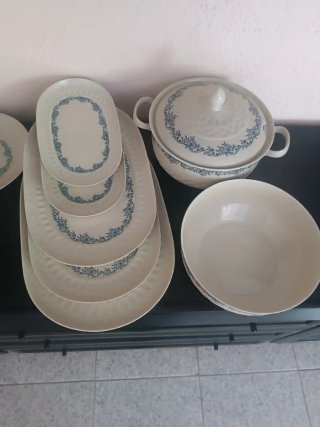 Vajilla Vintage Cerámica Azul y Blanca