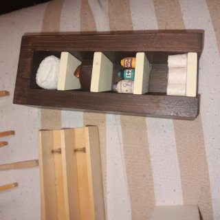 Muebles miniatura para casa de muñecas