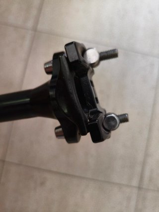 Tija con amortiguación regulable diámetro 27 mm