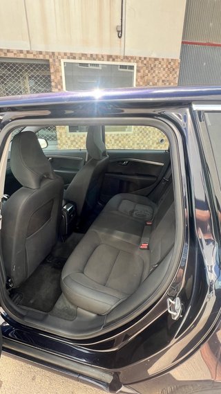Volvo V70 2015