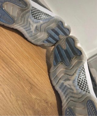 Air Jordan 11 Retro Negro Blanco