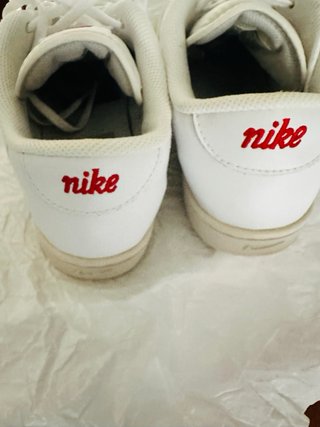 Scarpe Nike in pelle bianche