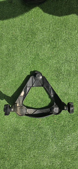 Braço de suspensão preto