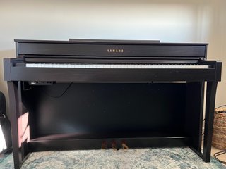 Piano Digital Yamaha Clavinova CLP 645