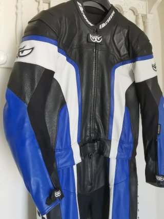 Mono de moto Berik