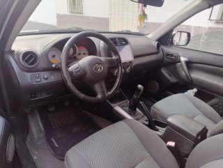 Toyota RAV4 2004