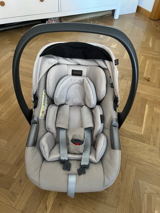 Seggiolino auto Inglesina Aptica Beige
