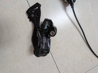 Grupo Shimano 105 Di2 12v