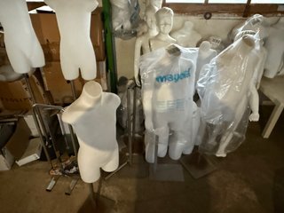 Maniquíes niño/adulto y mobiliario tienda