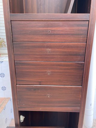 Mueble de salón de madera marrón. Almoradi