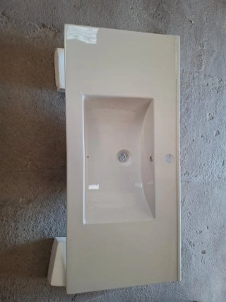 Lavabo de porcelana blanco
