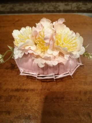 Saponetta decorata con fiori