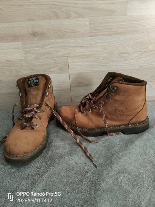 Botas de montaña Fortun Boots marrones
