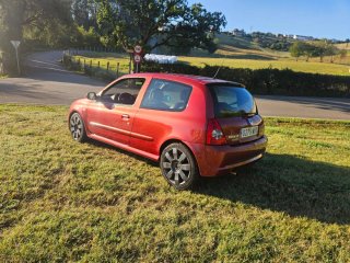 Renault Clio 2003
