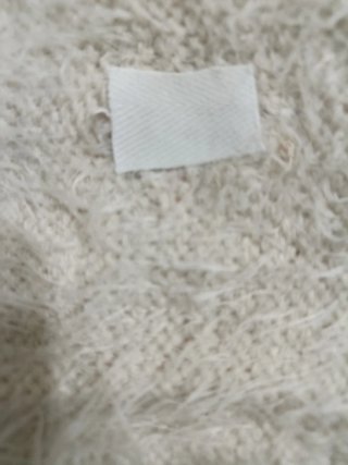 Jersey pelo suave con pedrería
