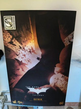 Hot Toys Batman Begins 1/6 Figura