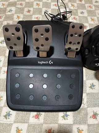 Volante Logitech PS4