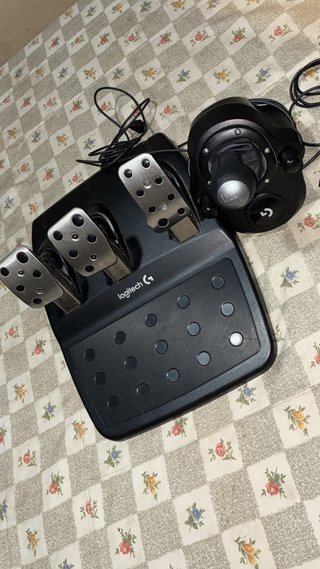 Volante Logitech PS4