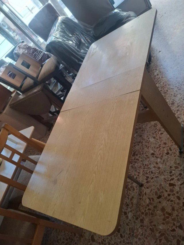 Mesa plegable madera y metal