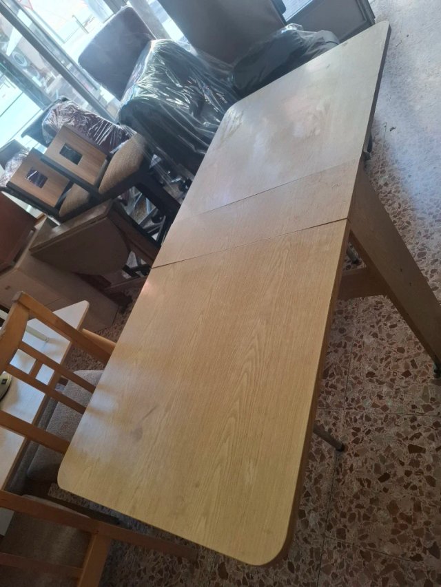 Mesa plegable madera y metal