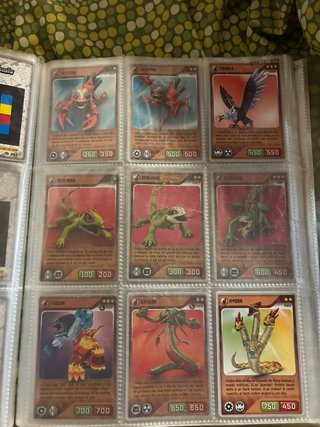 Colección Invizimals 2013