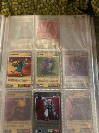 Colección Invizimals 2013