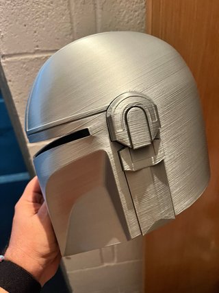 Casco infantil Mandaloriano impreso 3D sin pintar