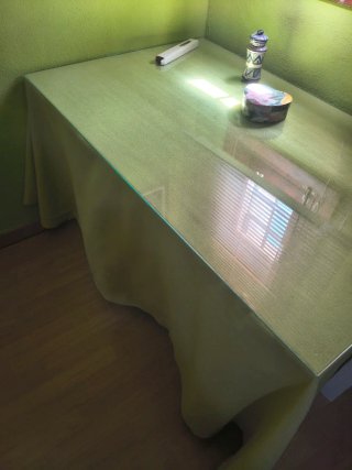 Mesa tocador con cristal