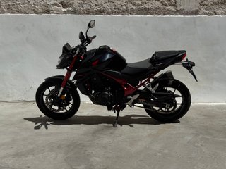 Honda CB 750 Hornet 2023