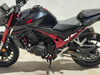 Honda CB 750 Hornet 2023