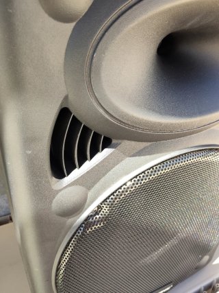 Altavoz Dynasonic 15 autoamplificado a batería