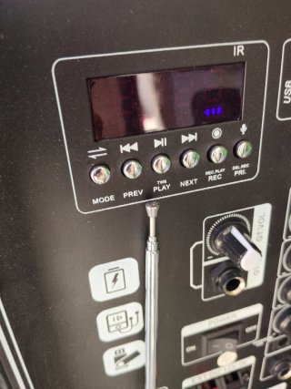 Altavoz Dynasonic 15 autoamplificado a batería