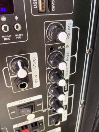 Altavoz Dynasonic 15 autoamplificado a batería