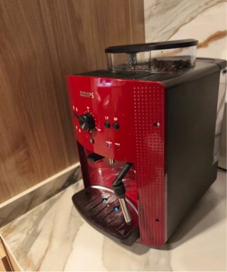 Cafetera Krups Roja